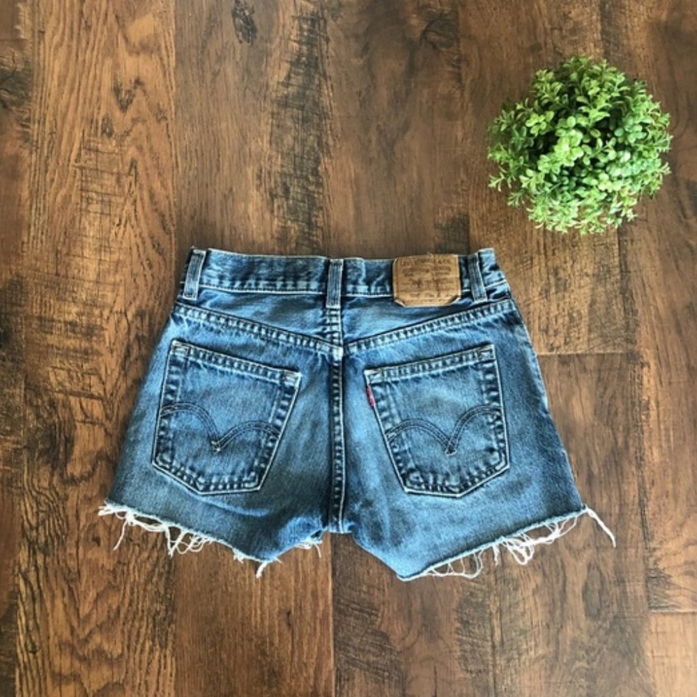 Levi's cut off shorts